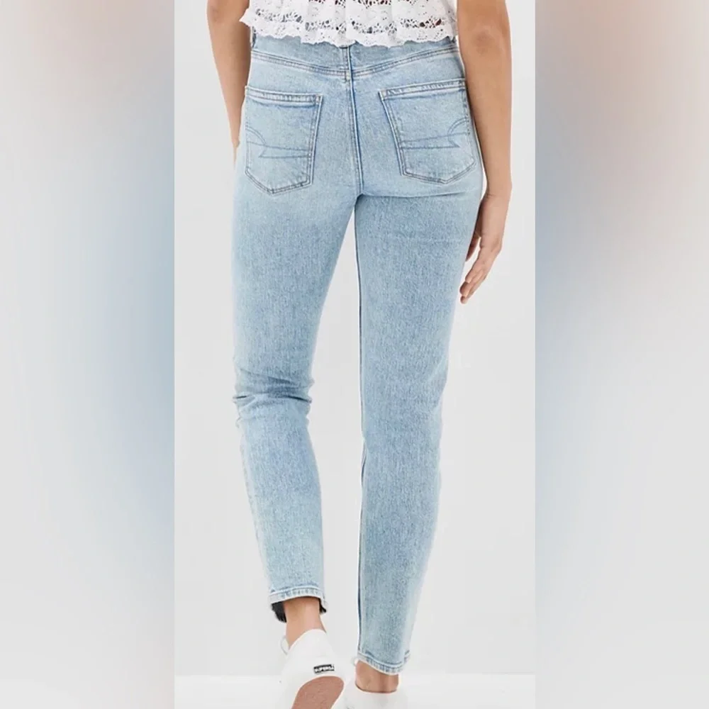 American Eagle Outfitters High-Rise Light Wash Jeans